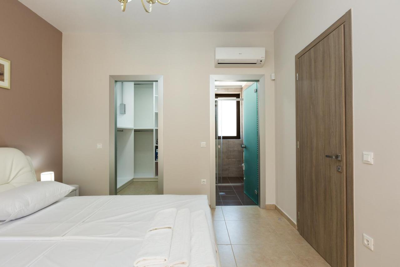 Eudora Luxury Stone Villa Almirida エクステリア 写真