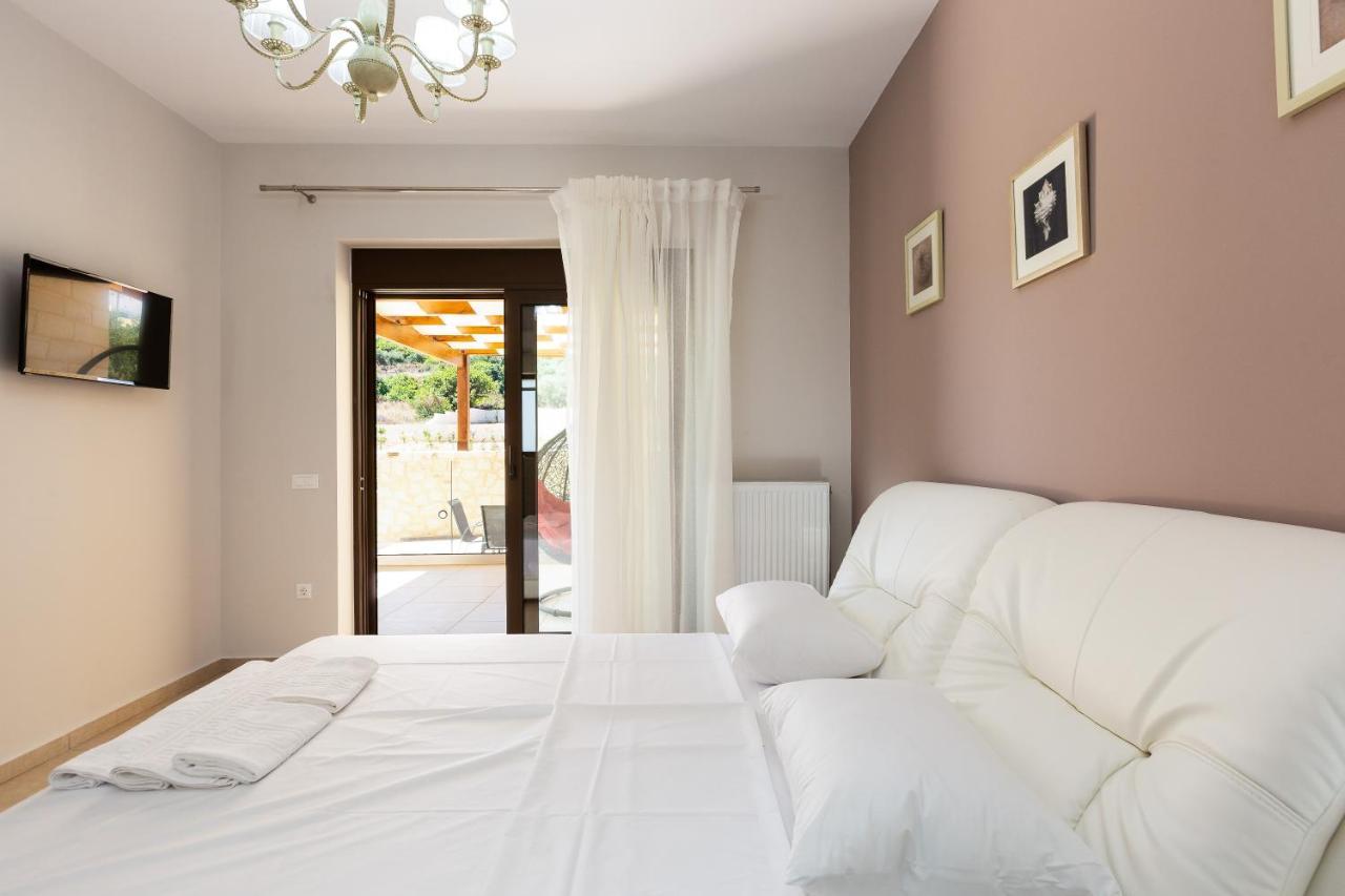 Eudora Luxury Stone Villa Almirida エクステリア 写真
