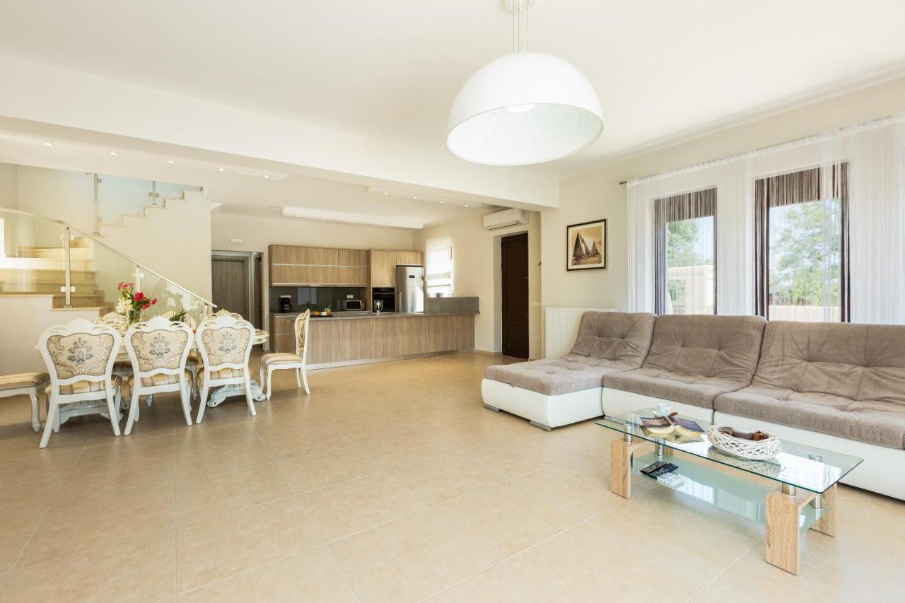 Eudora Luxury Stone Villa Almirida エクステリア 写真