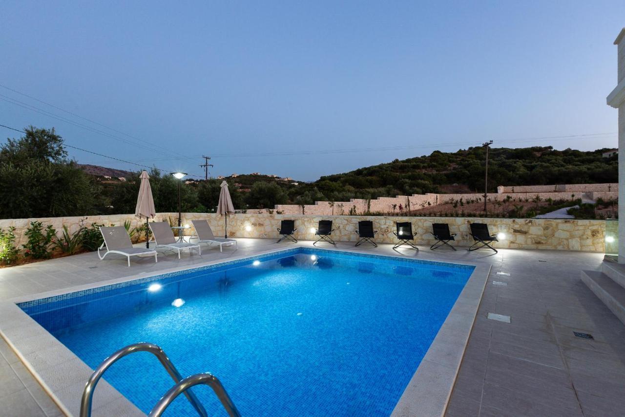 Eudora Luxury Stone Villa Almirida エクステリア 写真